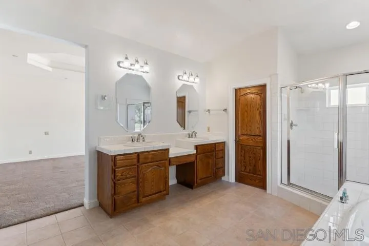 4417 Fallsbrae Road, Fallbrook, California 92028 home-pic-29