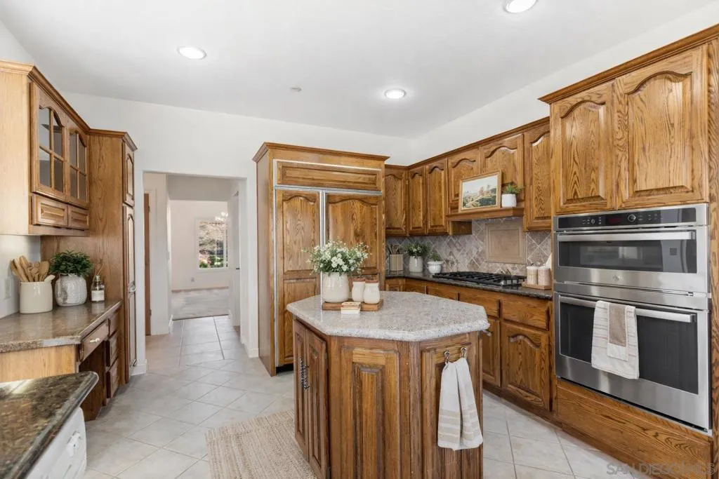 4417 Fallsbrae Road, Fallbrook, California 92028 home-pic-21