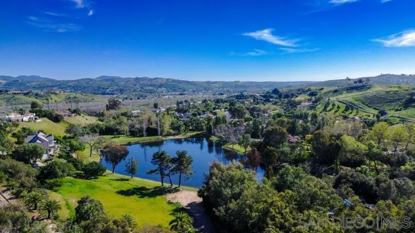 4417 Fallsbrae Road, Fallbrook, California 92028 home-pic-47