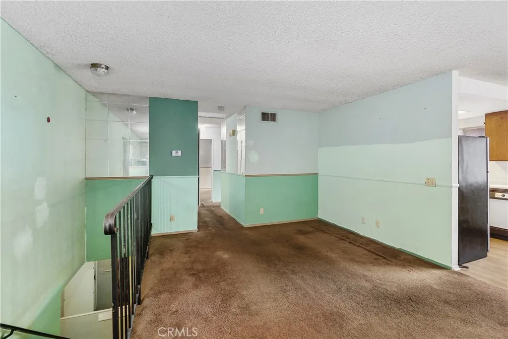3088 Gladstone Street 4, Pomona, California 91767 home-pic-4