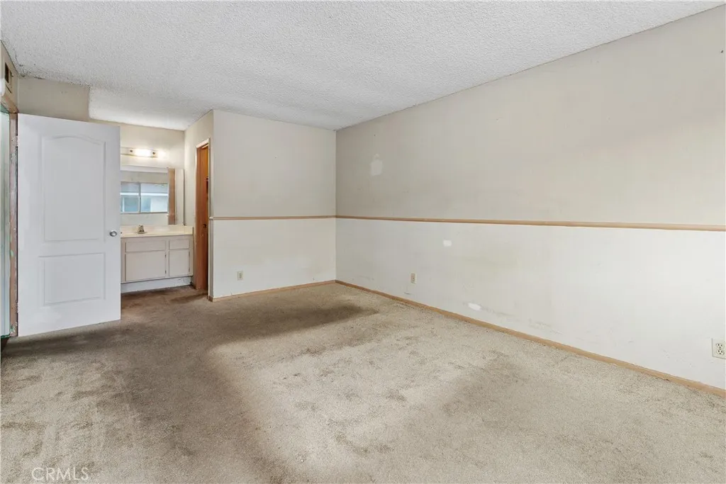 3088 Gladstone Street 4, Pomona, California 91767 home-pic-24
