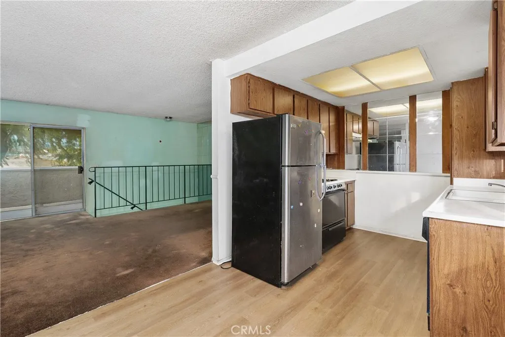 3088 Gladstone Street 4, Pomona, California 91767 home-pic-11