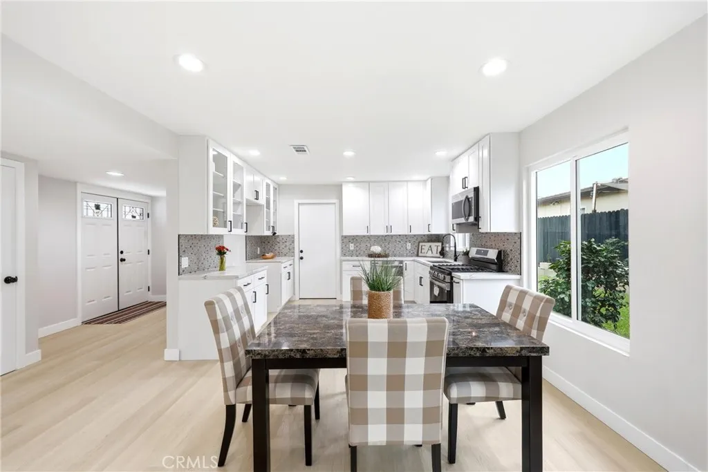 2361 Parkway, El Monte, California 91732 home-pic-18