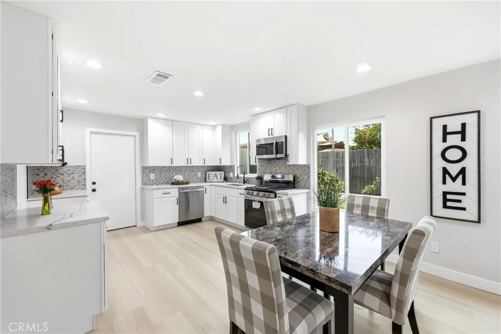 2361 Parkway, El Monte, California 91732 home-pic-19