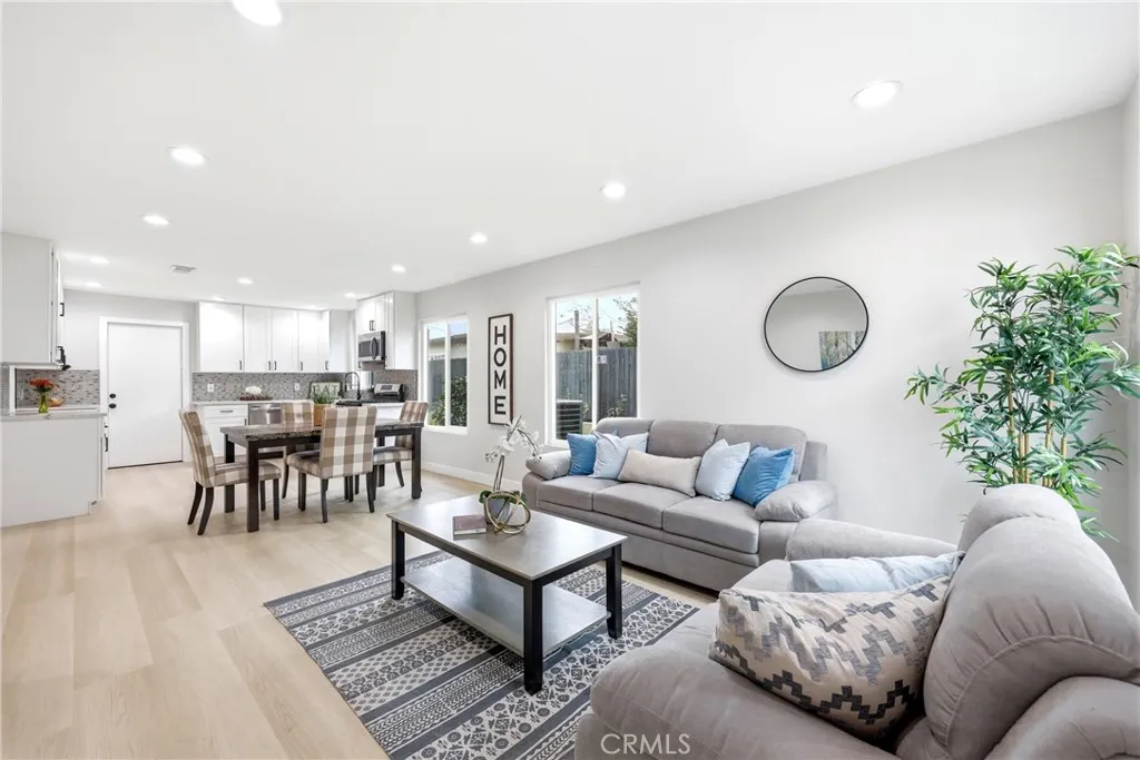 2361 Parkway, El Monte, California 91732 home-pic-14