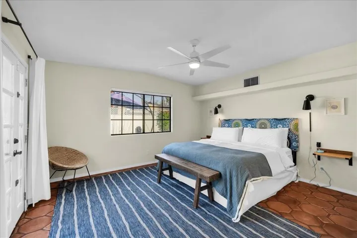 Guest Room 4/Castia