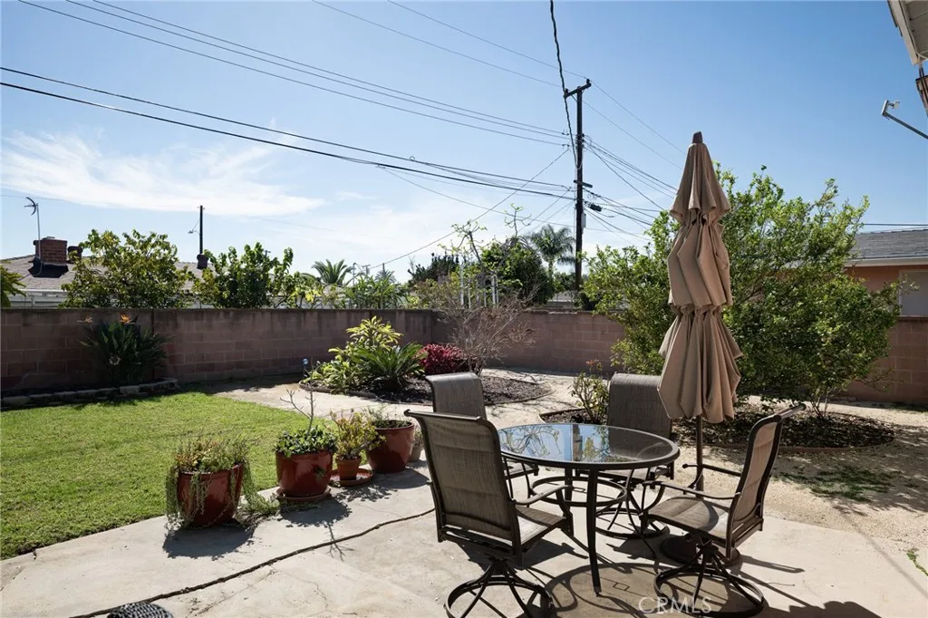 4418 West Tiller Avenue, Orange, California 92868 home-pic-15