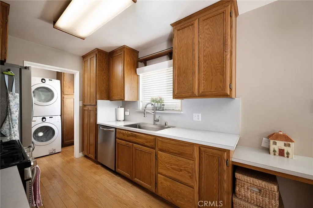 4418 West Tiller Avenue, Orange, California 92868 home-pic-8