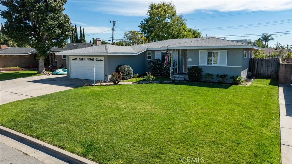 4418 West Tiller Avenue, Orange, California 92868 home-pic-1
