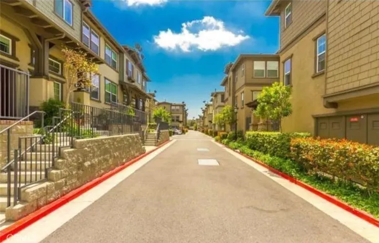 26090 Stonehaven, Harbor City, California 90710