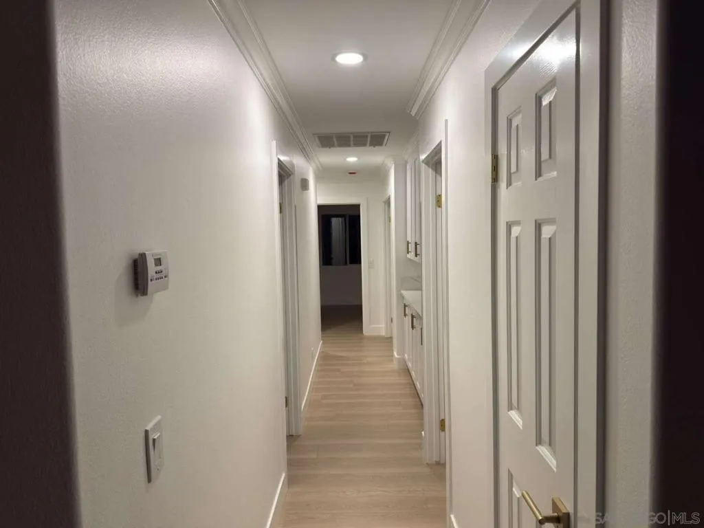 2227 Mapleleaf Ave, Thousand Oaks, California 91320 home-pic-21