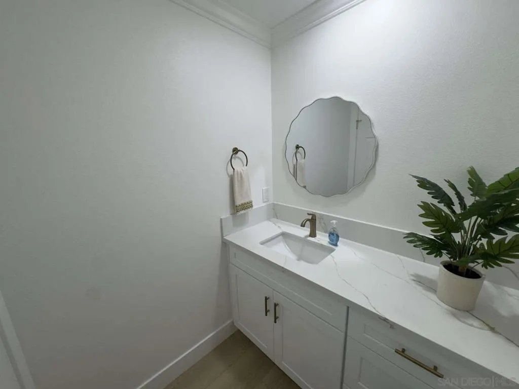 2227 Mapleleaf Ave, Thousand Oaks, California 91320 home-pic-20