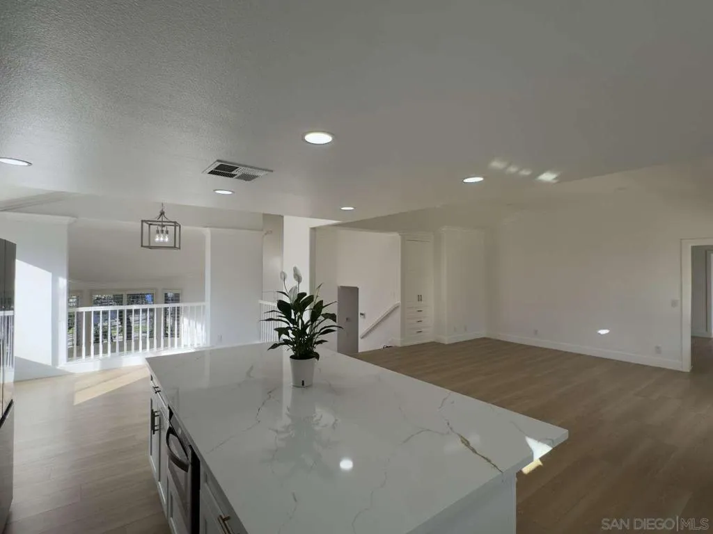 2227 Mapleleaf Ave, Thousand Oaks, California 91320 home-pic-9