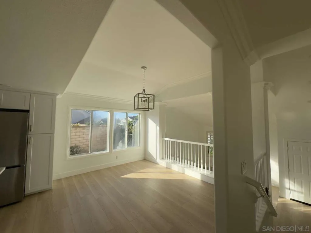 2227 Mapleleaf Ave, Thousand Oaks, California 91320 home-pic-12