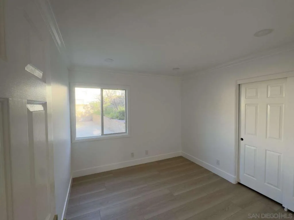 2227 Mapleleaf Ave, Thousand Oaks, California 91320 home-pic-16