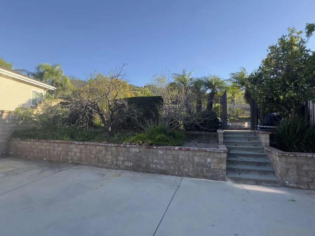 2227 Mapleleaf Ave, Thousand Oaks, California 91320 home-pic-29