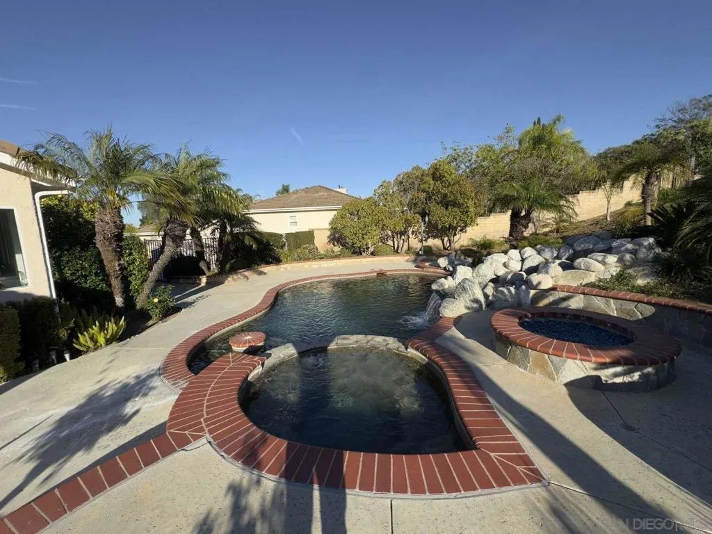 2227 Mapleleaf Ave, Thousand Oaks, California 91320 home-pic-22