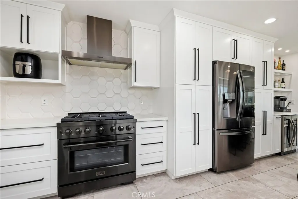5099 Vista Del Amigo, Yorba Linda, California 92886 home-pic-14