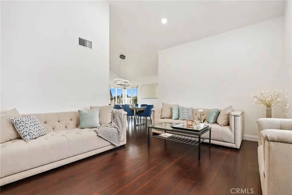 5099 Vista Del Amigo, Yorba Linda, California 92886 home-pic-9