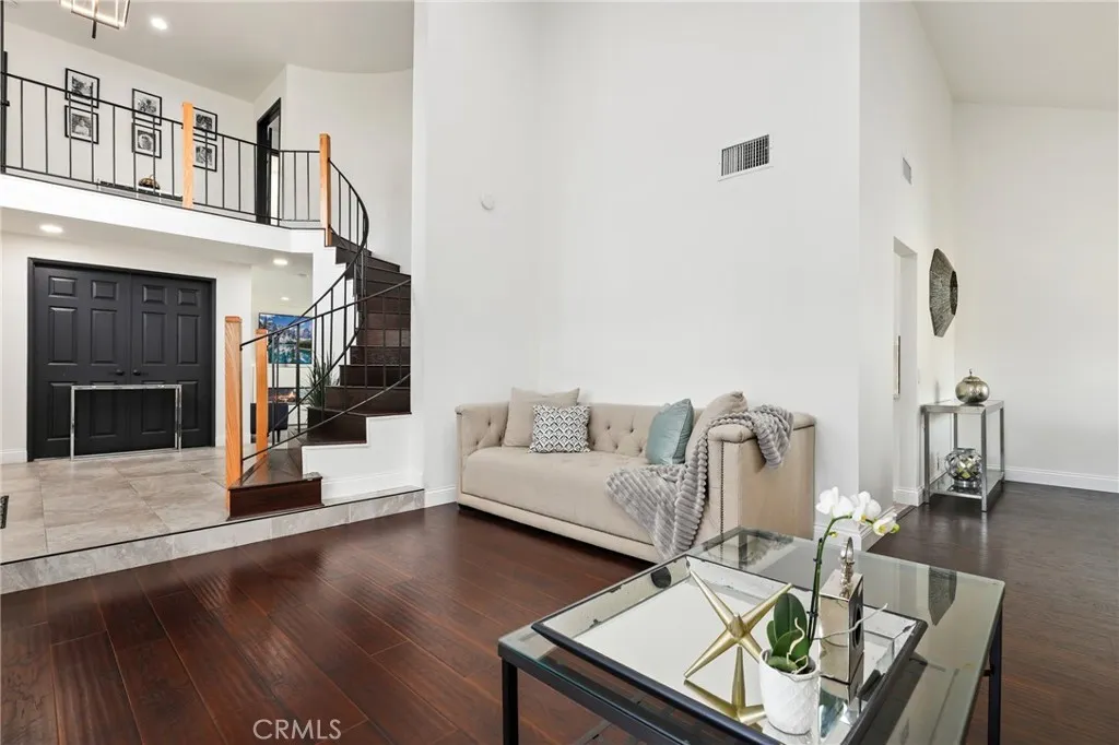 5099 Vista Del Amigo, Yorba Linda, California 92886 home-pic-7