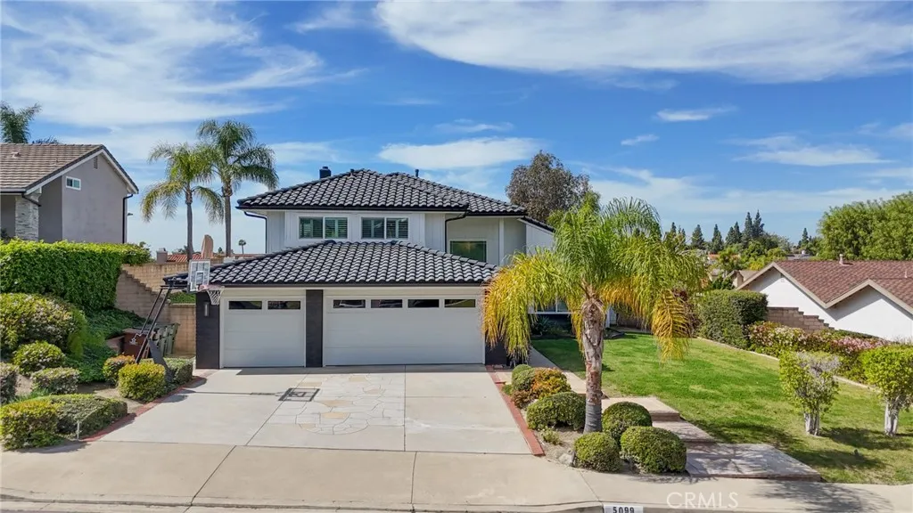 5099 Vista Del Amigo, Yorba Linda, California 92886 home-pic-1