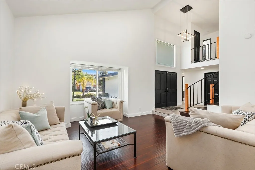 5099 Vista Del Amigo, Yorba Linda, California 92886 home-pic-8