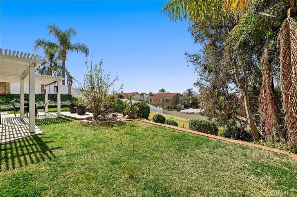5099 Vista Del Amigo, Yorba Linda, California 92886 home-pic-35