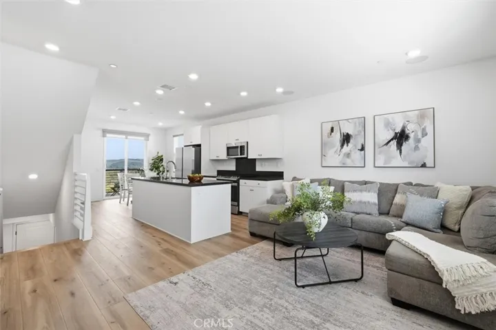 Kitchen/living room
