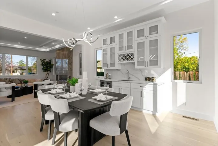 810 Virginia Court, Campbell, California 95008