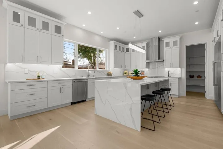 810 Virginia Court, Campbell, California 95008