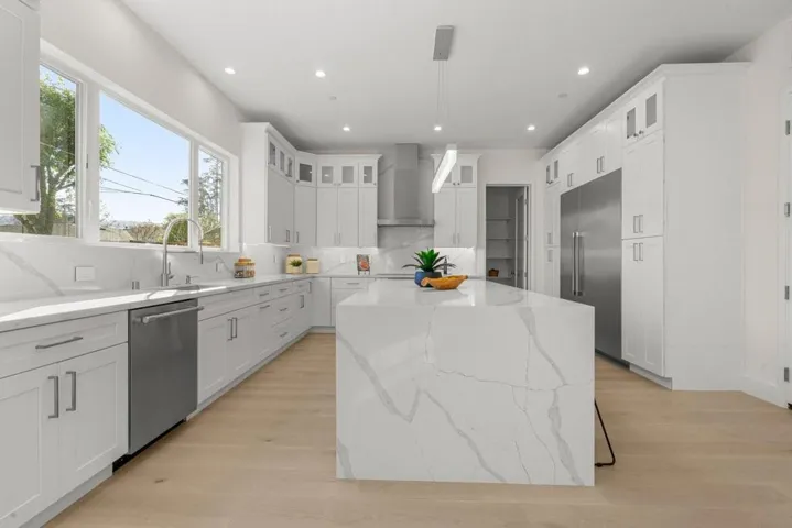 810 Virginia Court, Campbell, California 95008