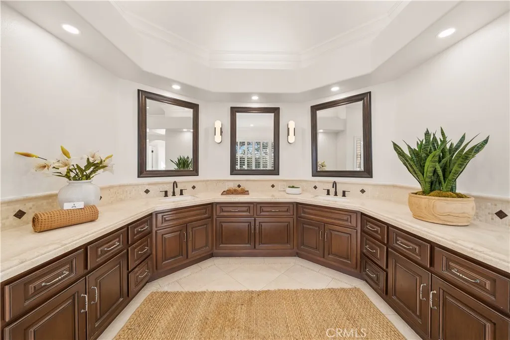6582 Polo Circle, Huntington Beach, California 92648 home-pic-43