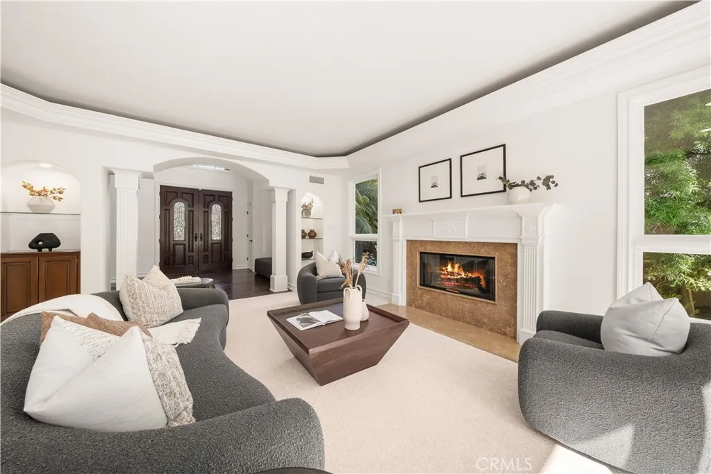 6582 Polo Circle, Huntington Beach, California 92648 home-pic-5