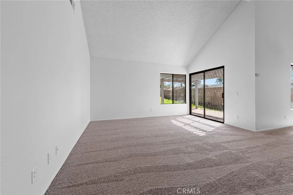 12240 Westerly, Moreno Valley, California 92557 home-pic-9
