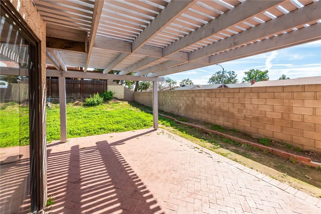 12240 Westerly, Moreno Valley, California 92557 home-pic-55