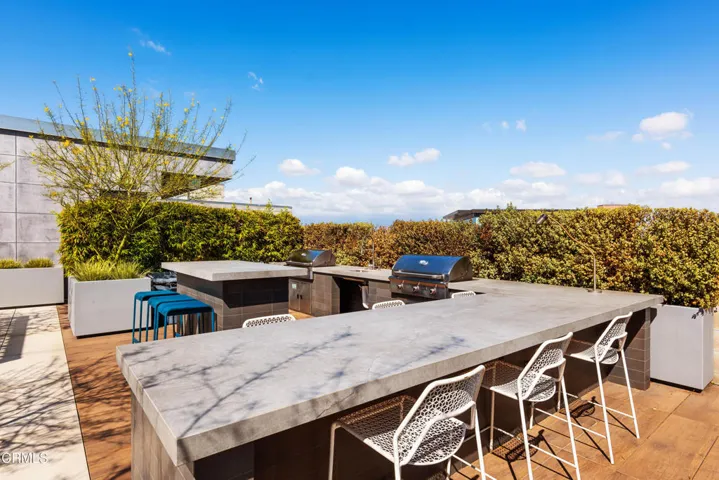 530 S Hewitt St #139 (7 of 38)