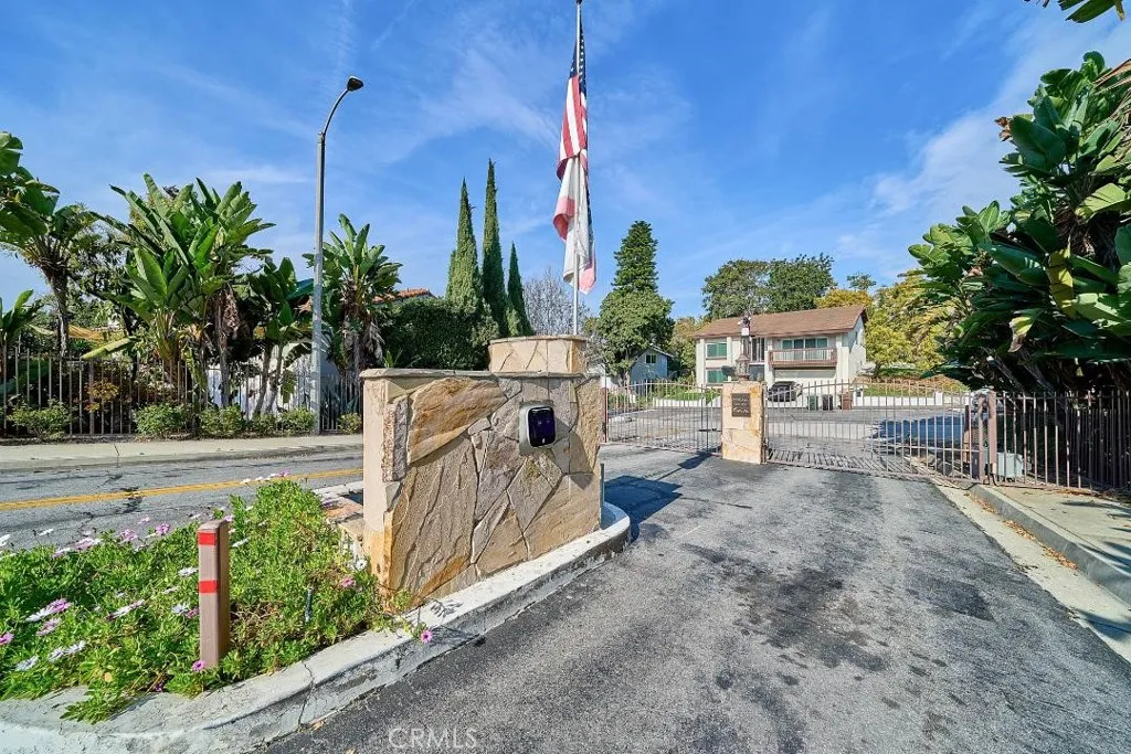 15422 Circle Ridge Ln, Hacienda Heights, California 91745 home-pic-2