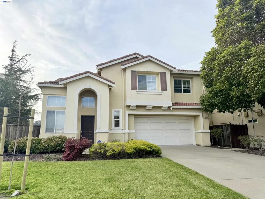 763 763 Point Pinole Ct, Richmond, California 94806 home-pic-1