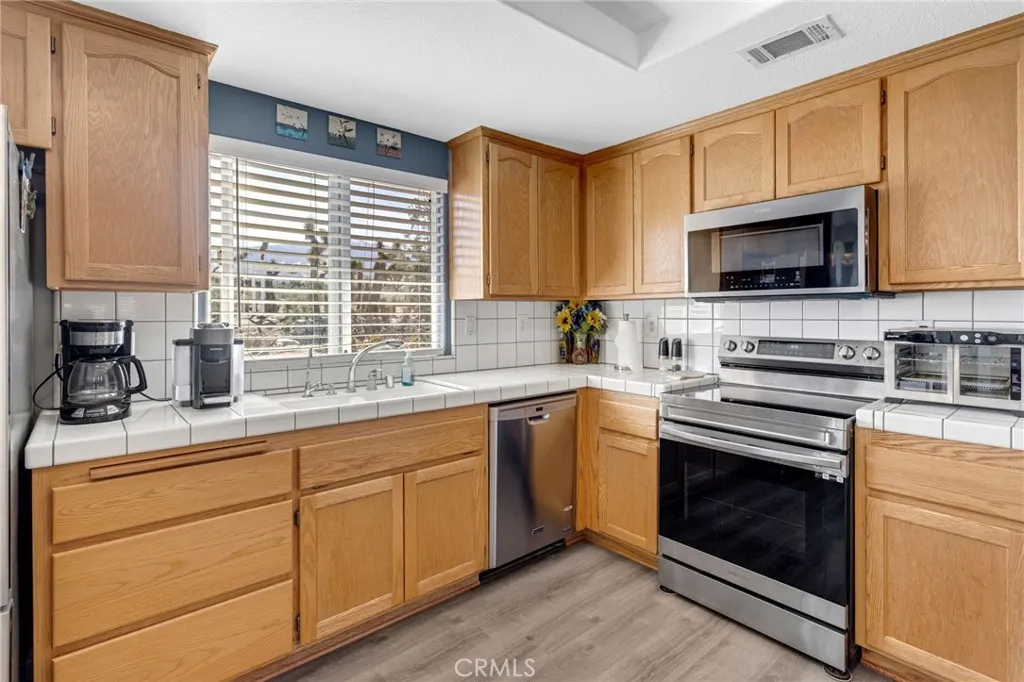 1213 Mono, Pinon Hills, California 92372 home-pic-21