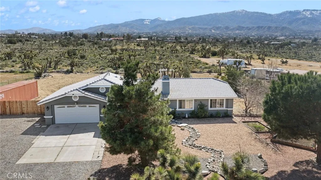 1213 Mono, Pinon Hills, California 92372 home-pic-58