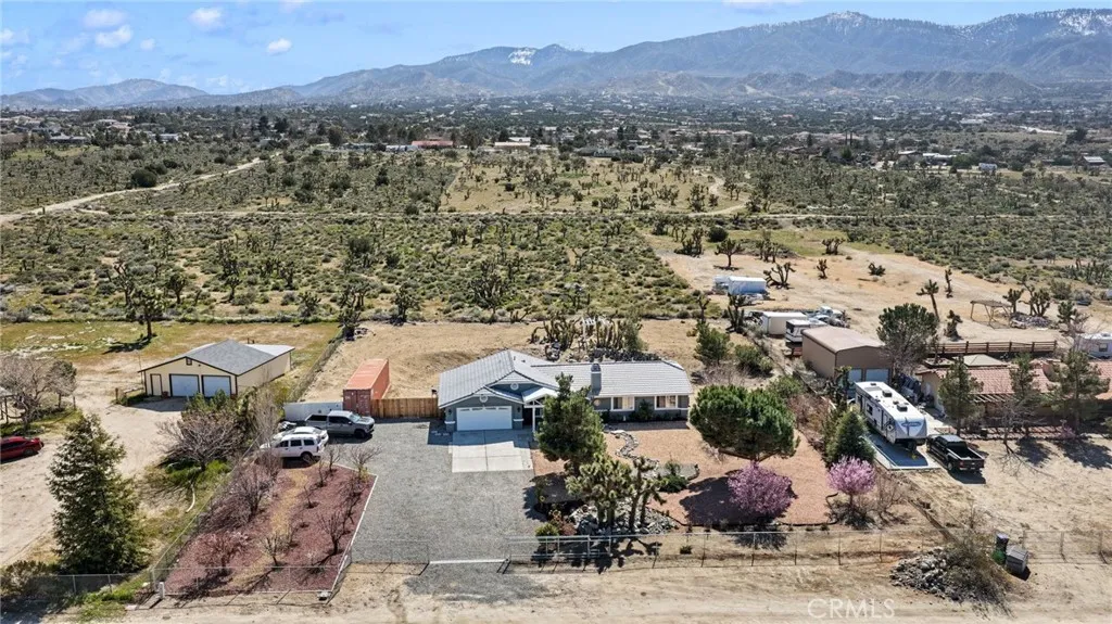 1213 Mono, Pinon Hills, California 92372 home-pic-50