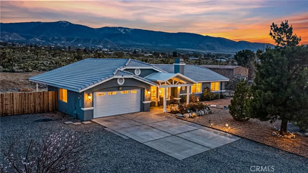 1213 Mono, Pinon Hills, California 92372 home-pic-1