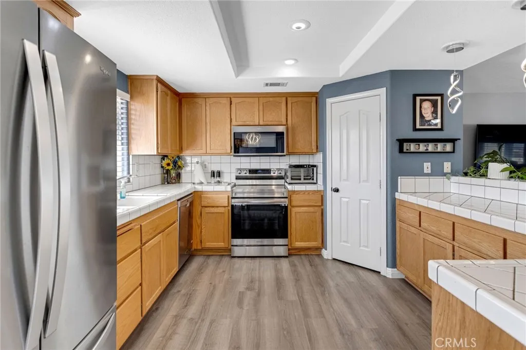 1213 Mono, Pinon Hills, California 92372 home-pic-20