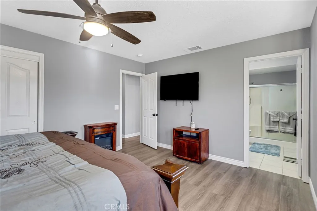1213 Mono, Pinon Hills, California 92372 home-pic-35