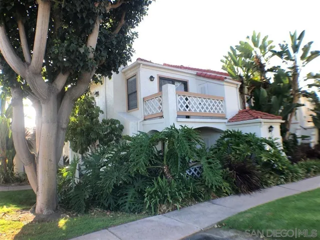 13212 Salmon River Rd 205, San Diego, California 92129