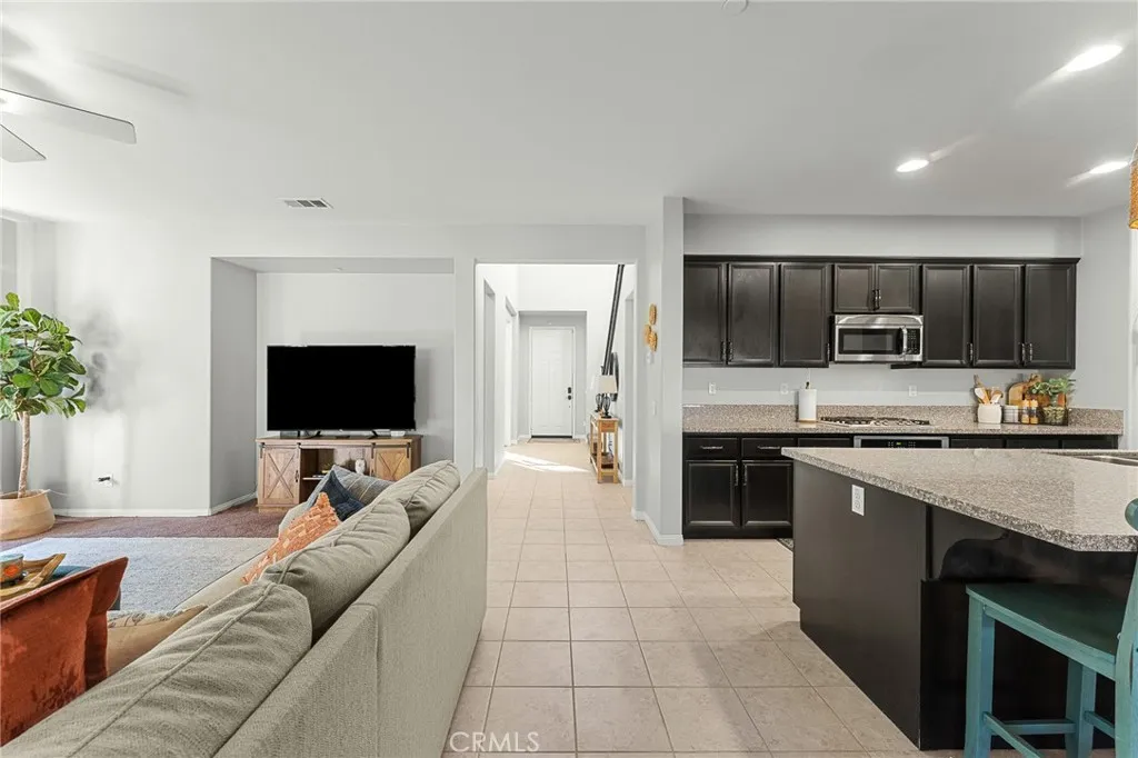 1678 Harrison, Redlands, California 92374 home-pic-15