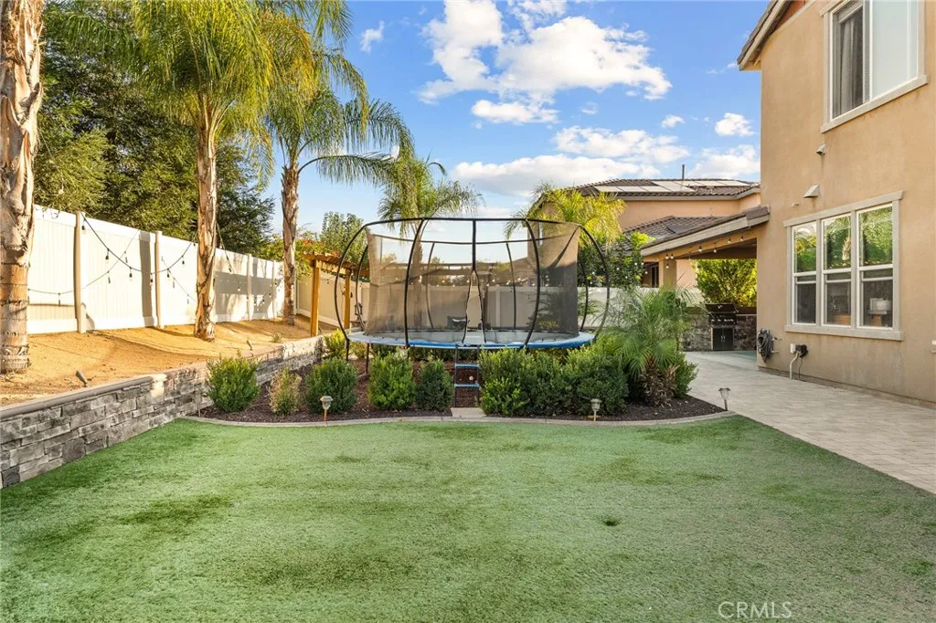 1678 Harrison, Redlands, California 92374 home-pic-42