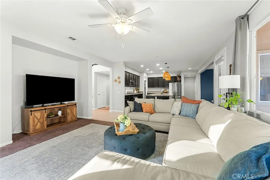 1678 Harrison, Redlands, California 92374 home-pic-16