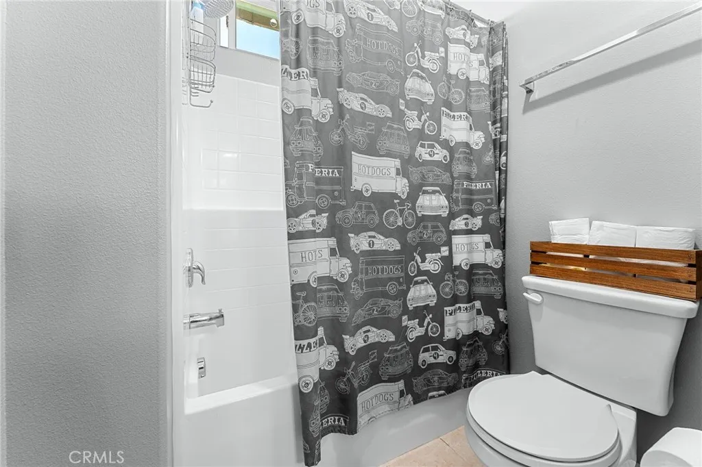 1678 Harrison, Redlands, California 92374 home-pic-27