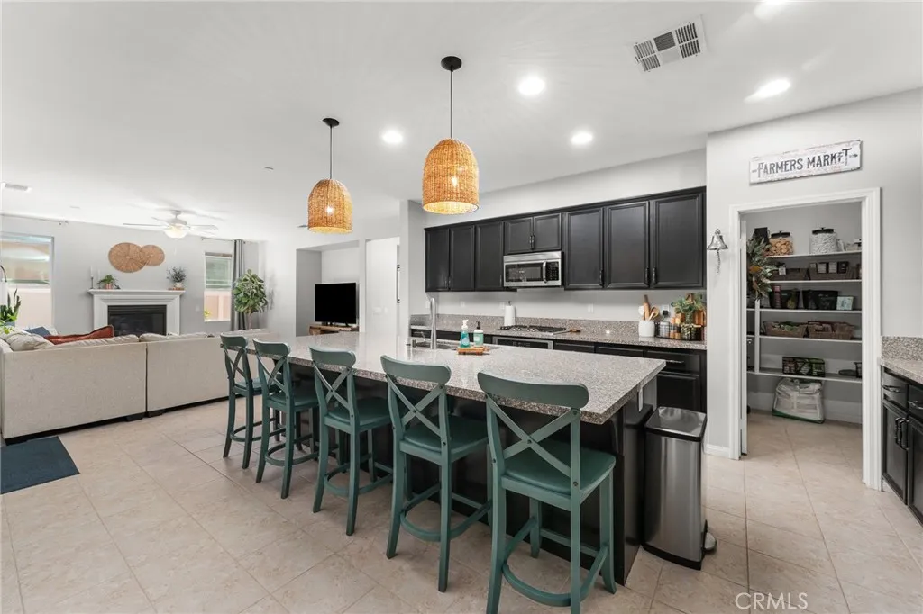 1678 Harrison, Redlands, California 92374 home-pic-19